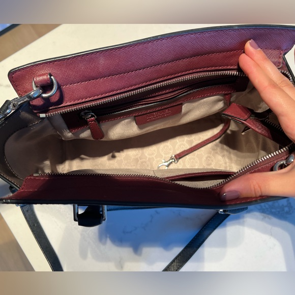 Michael Kors Selma Colorblock Purse and matching wallet - Picture 3 of 4